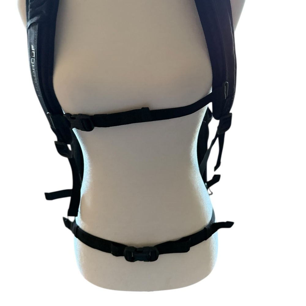 LifeProof Black Backpack - Picture 4 of 8